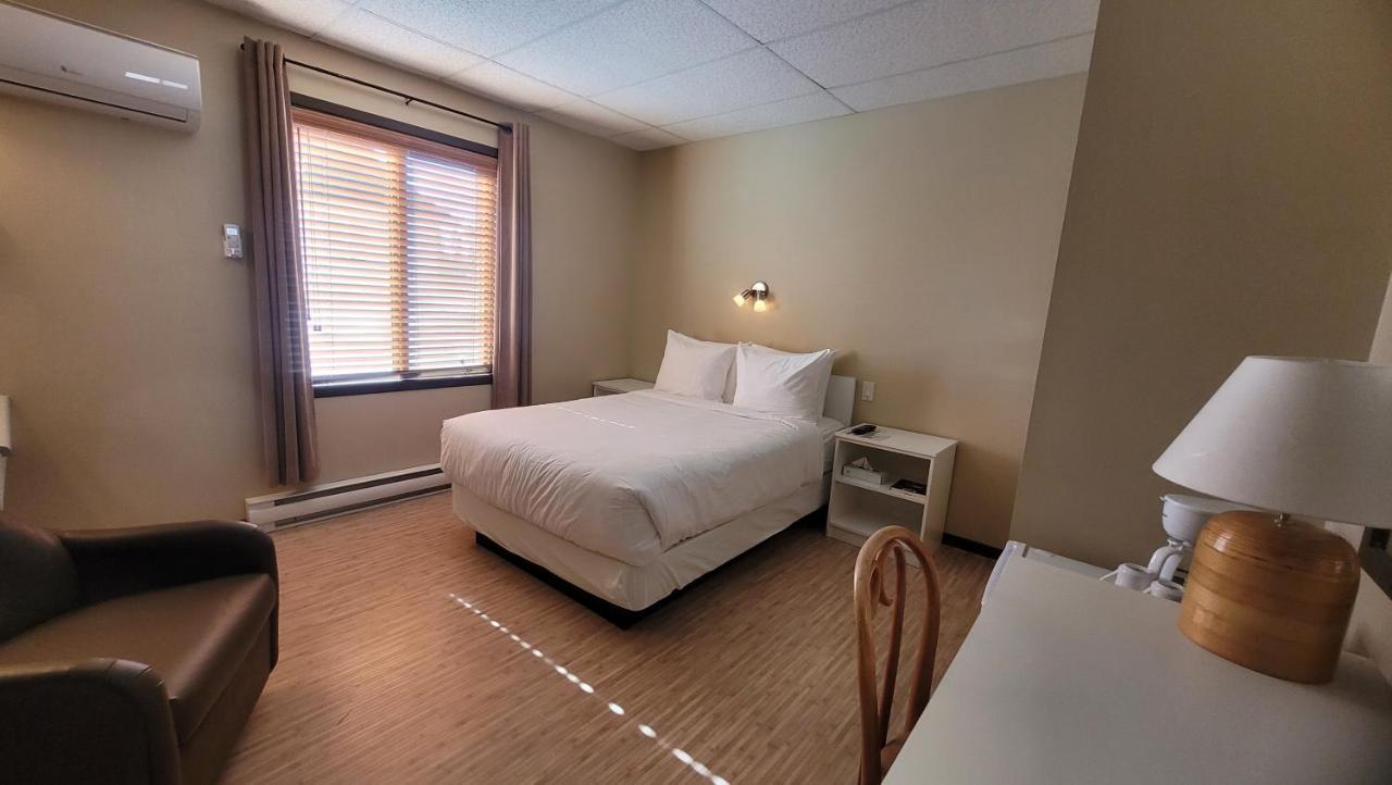 Hotel Aquamer Carleton-sur-Mer المظهر الخارجي الصورة
